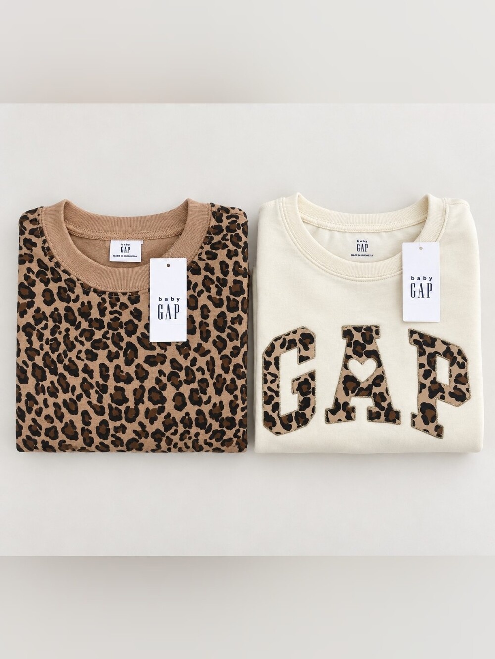 baby GAP Leopard Logo Graphic Tee / Sweatshirt Bundle (3yrs)